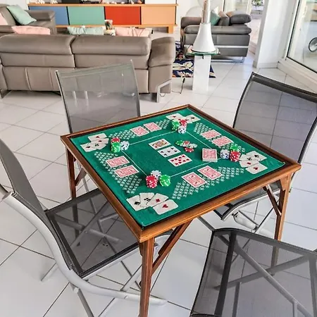 דירה Le Penthouse Du Roussillon *