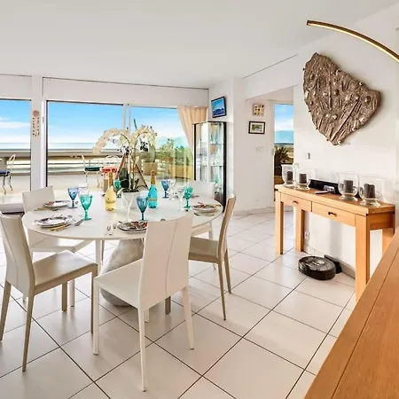 דירה Le Penthouse Du Roussillon *