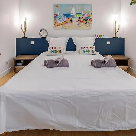 דירה Le Penthouse Du Roussillon *